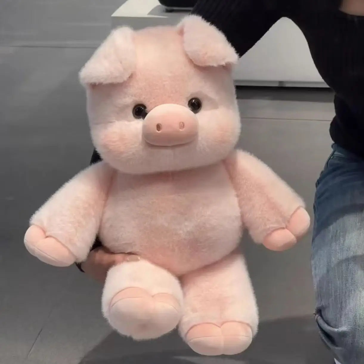 Cerdito rosa ruborizado - Peluches que corren
